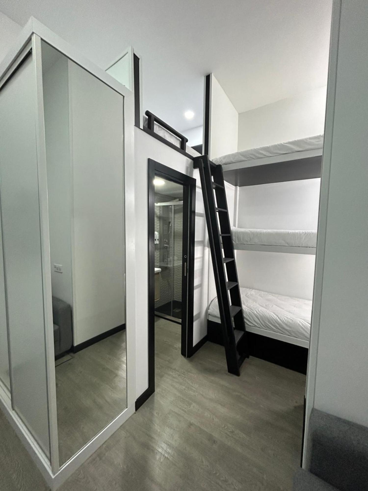 Cotrades 4 En San Blas-Canillejas Madrid Exteriör bild