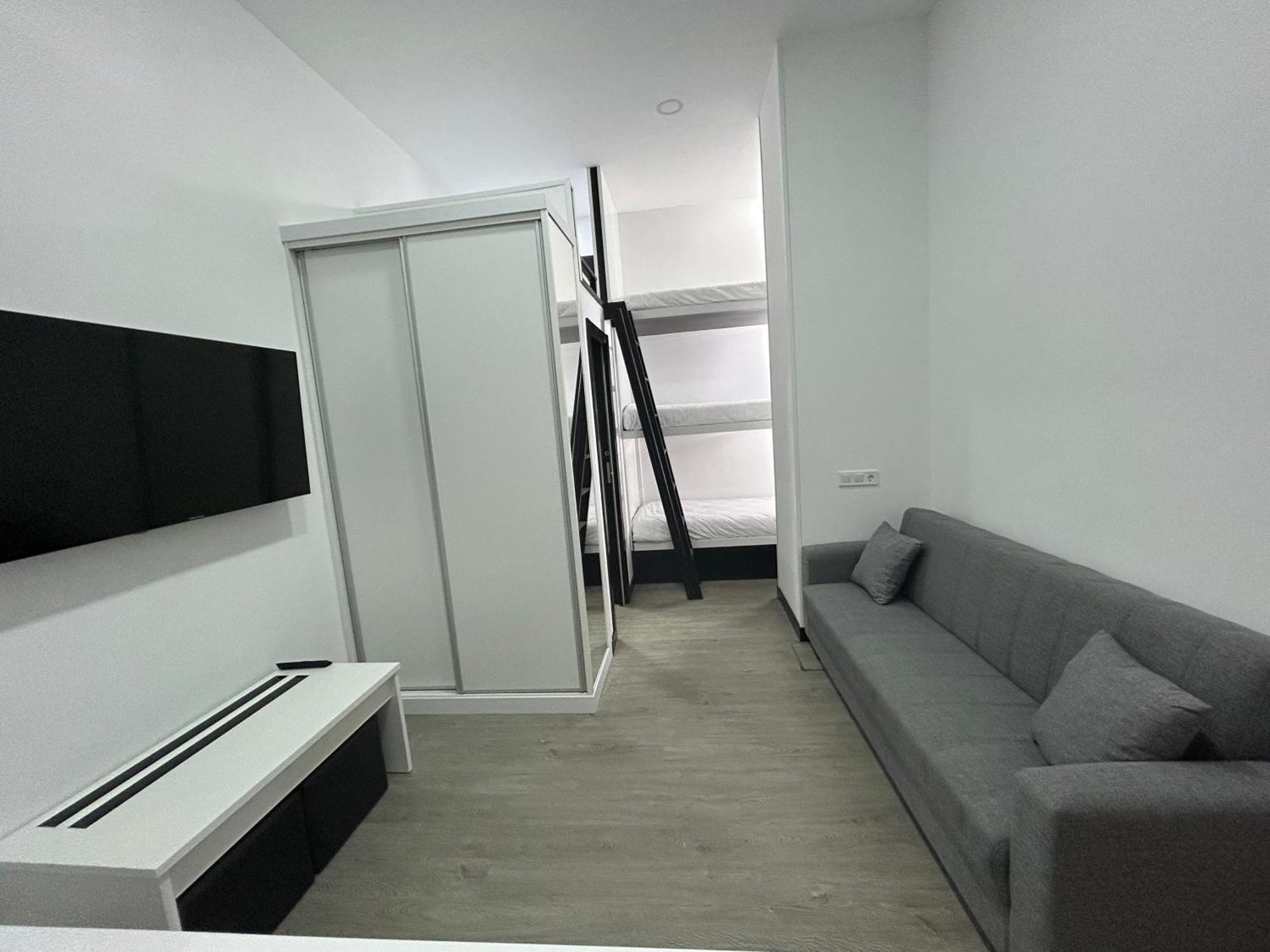 Cotrades 4 En San Blas-Canillejas Madrid Exteriör bild