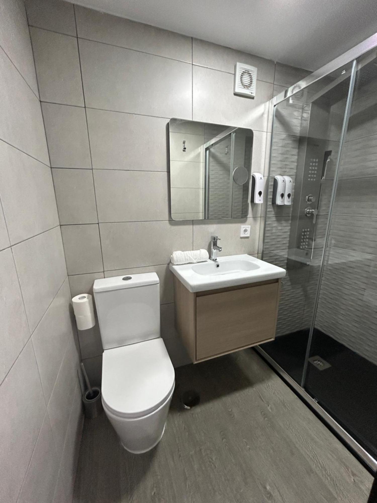 Cotrades 4 En San Blas-Canillejas Madrid Exteriör bild